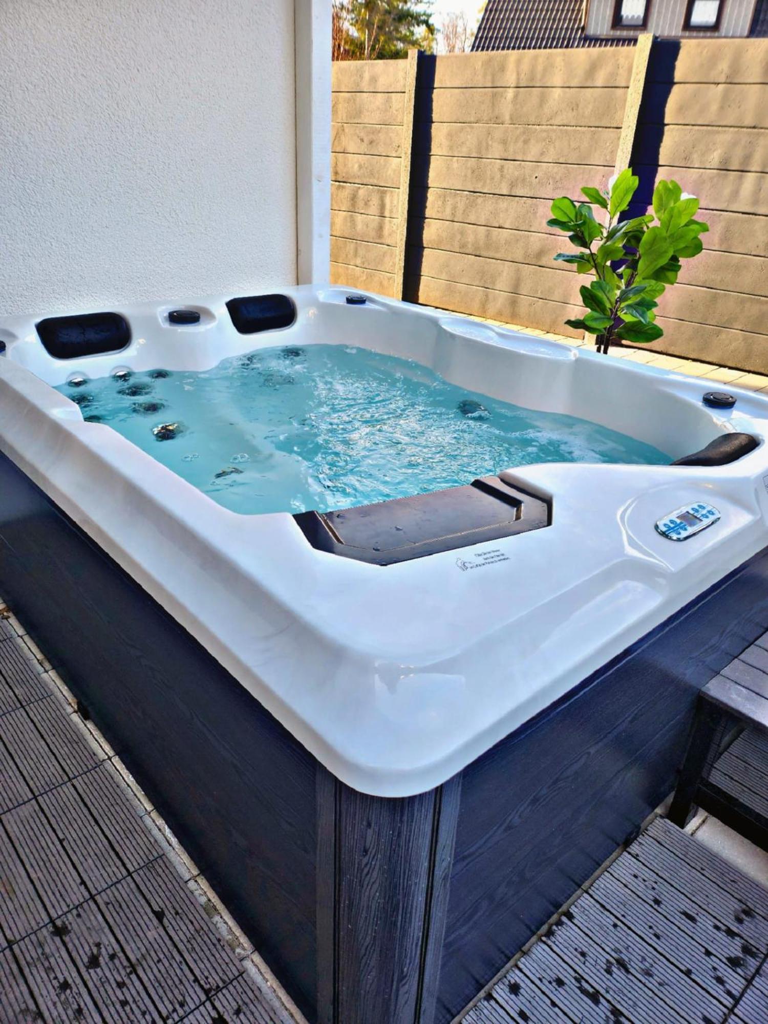 Lions Place Premium Apartments Comfort Optionaler Zugang Zum Spa- Bereich Heidenheim an der Brenz Bagian luar foto
